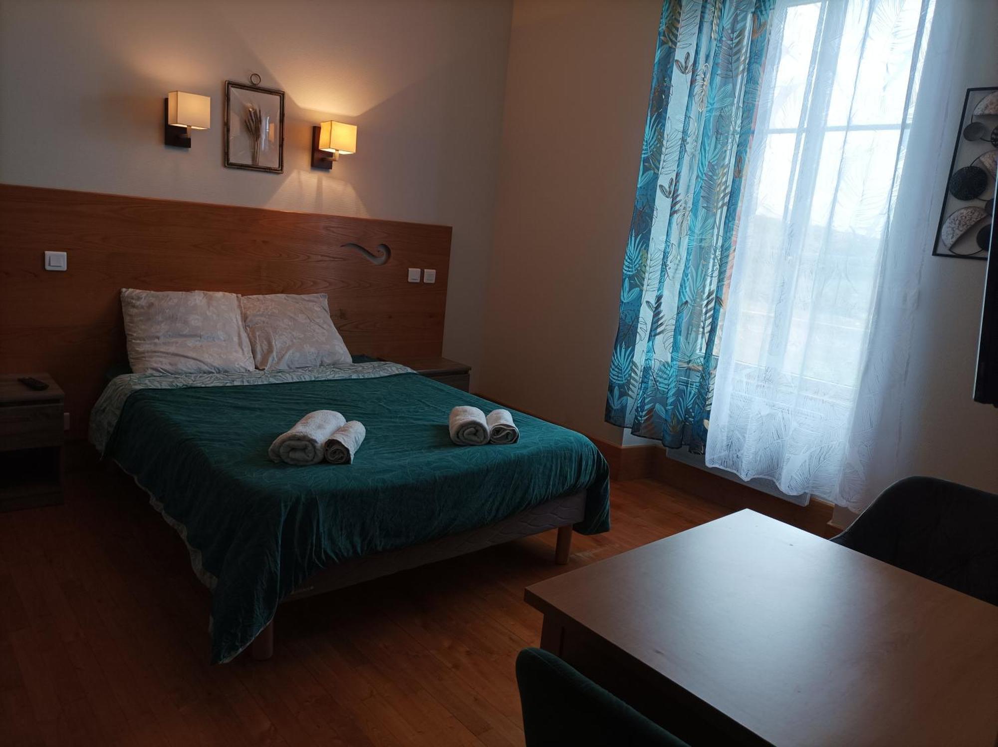 Auberge De Mourjou Zewnętrze zdjęcie